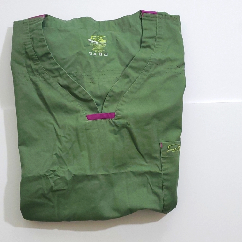 Scrub set - Picture 2 of 3